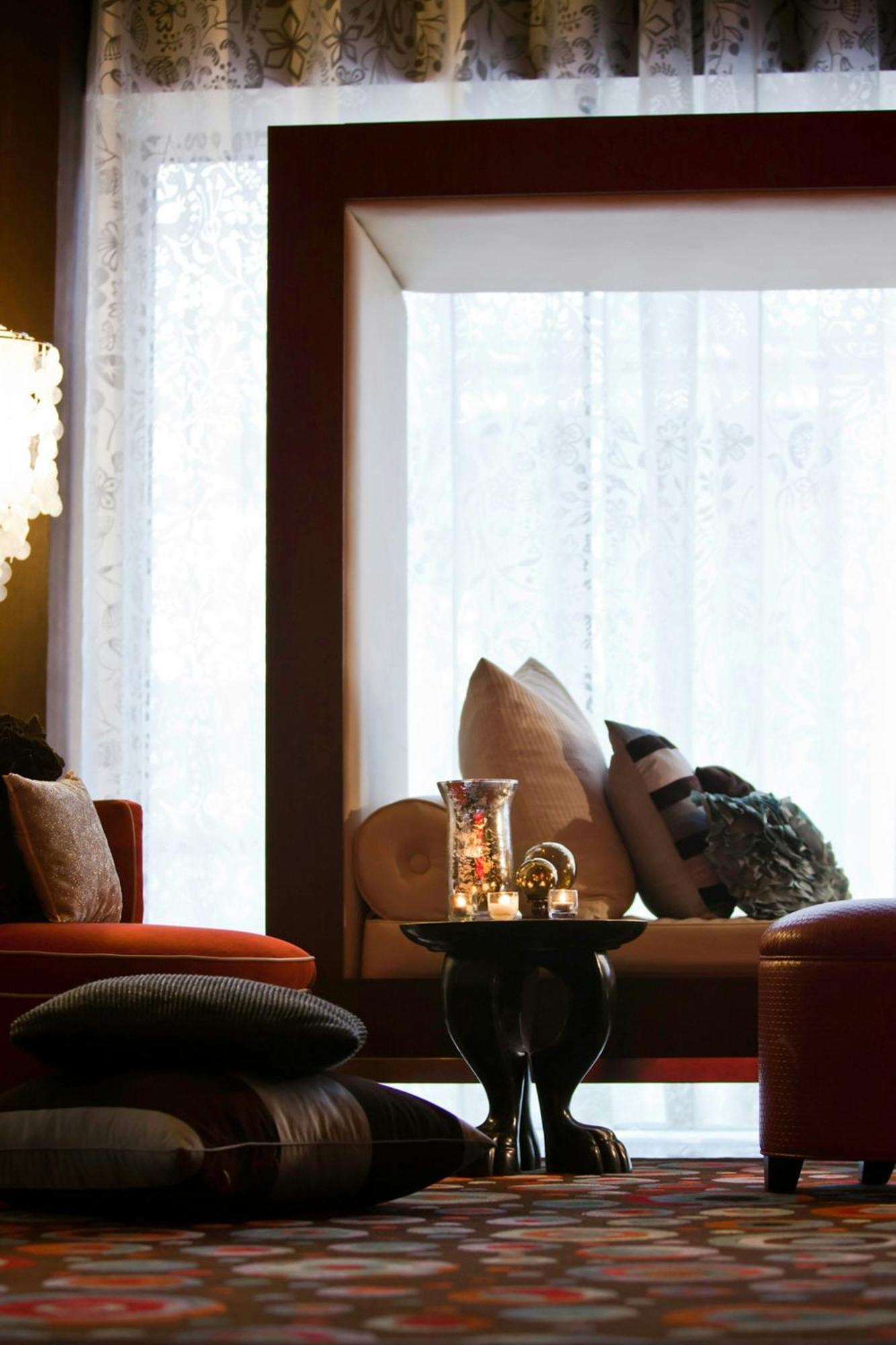 Renaissance New Orleans Pere Marquette French Quarter Area Hotel Экстерьер фото